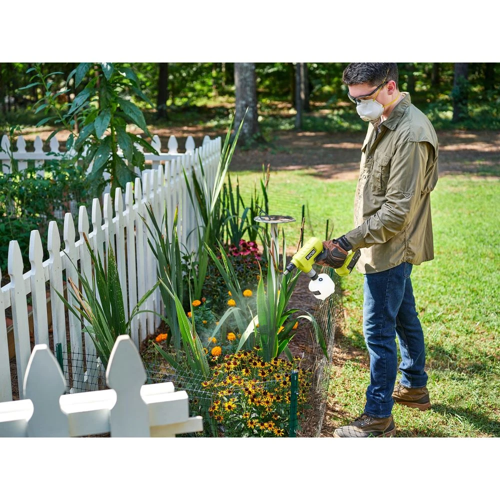 RYOBI 18V ONE+ Compact Chemical Sprayer 2 RYOBI 18V ONE+ Compact Chemical Sprayer - Image 2