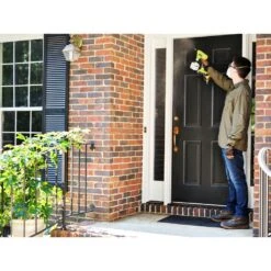 RYOBI 18V ONE+ Compact Chemical Sprayer 7 RYOBI 18V ONE+ Compact Chemical Sprayer -Tool Series Store P28014BTLVNM 04