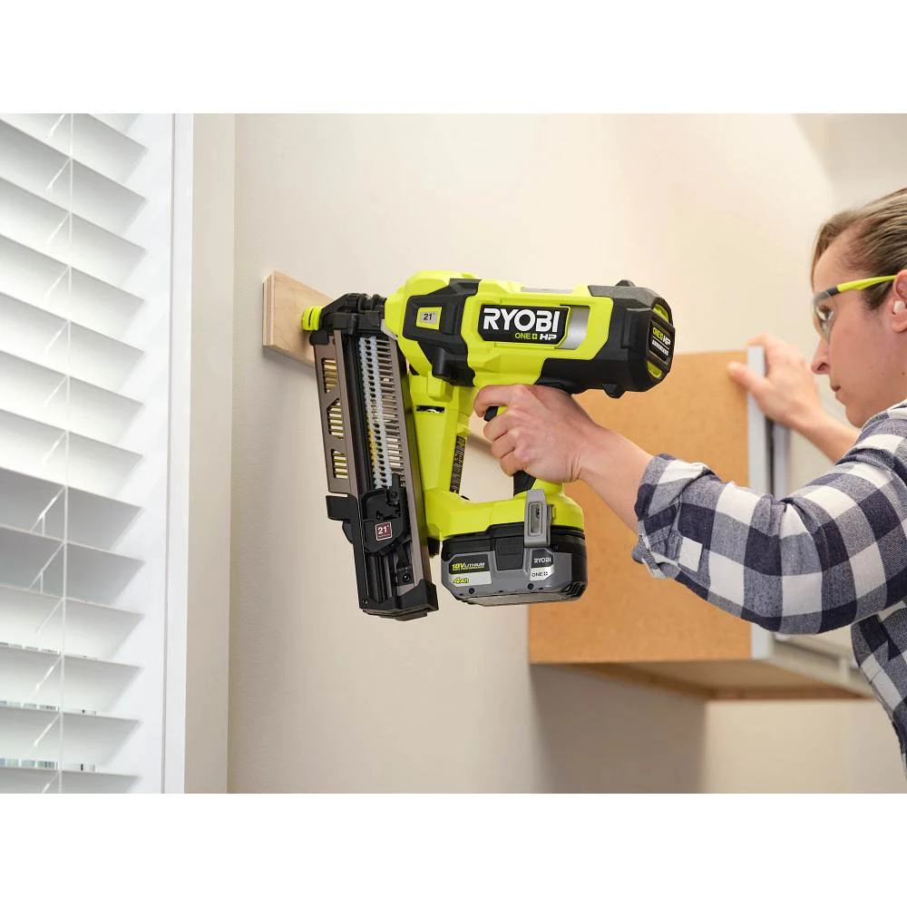 RYOBI 18V ONE+ HP Brushless AirStrike 21 Degree Framing Nailer Kit 3 RYOBI 18V ONE+ HP Brushless AirStrike 21 Degree Framing Nailer Kit - Image 3
