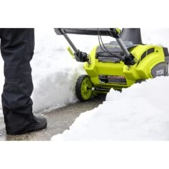 RYOBI 40V HP Brushless 21" Snow Blower Kit 16 RYOBI 40V HP Brushless 21" Snow Blower Kit -Tool Series Store RY40862VNM 08